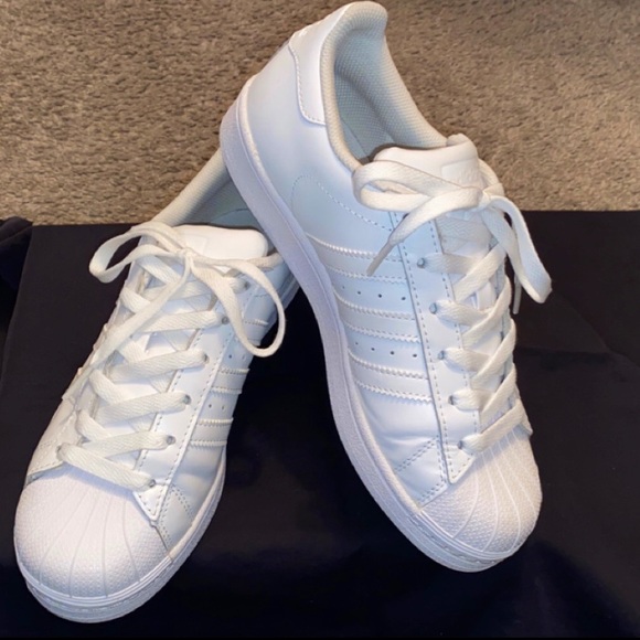 2. ADIDAS Originals Superstar- Size 5.5 Wht/Wht - Picture 1 of 11